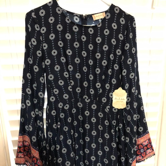 Dress - Picture 2 of 4